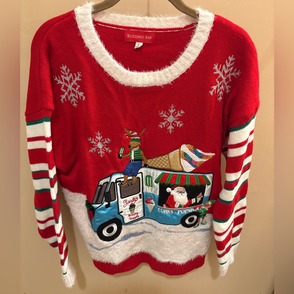 NWOT Blizzard Bay "Ugly Christmas Sweater" Santa's Frosty Treats Women’s Large